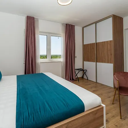 Cozy In Brig, Nin With Jacuzzi Casa vacanze *